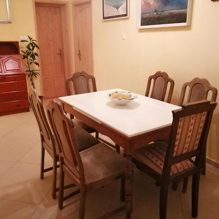 Vízaknai Apartmanház Székesfehérvár Exterior foto